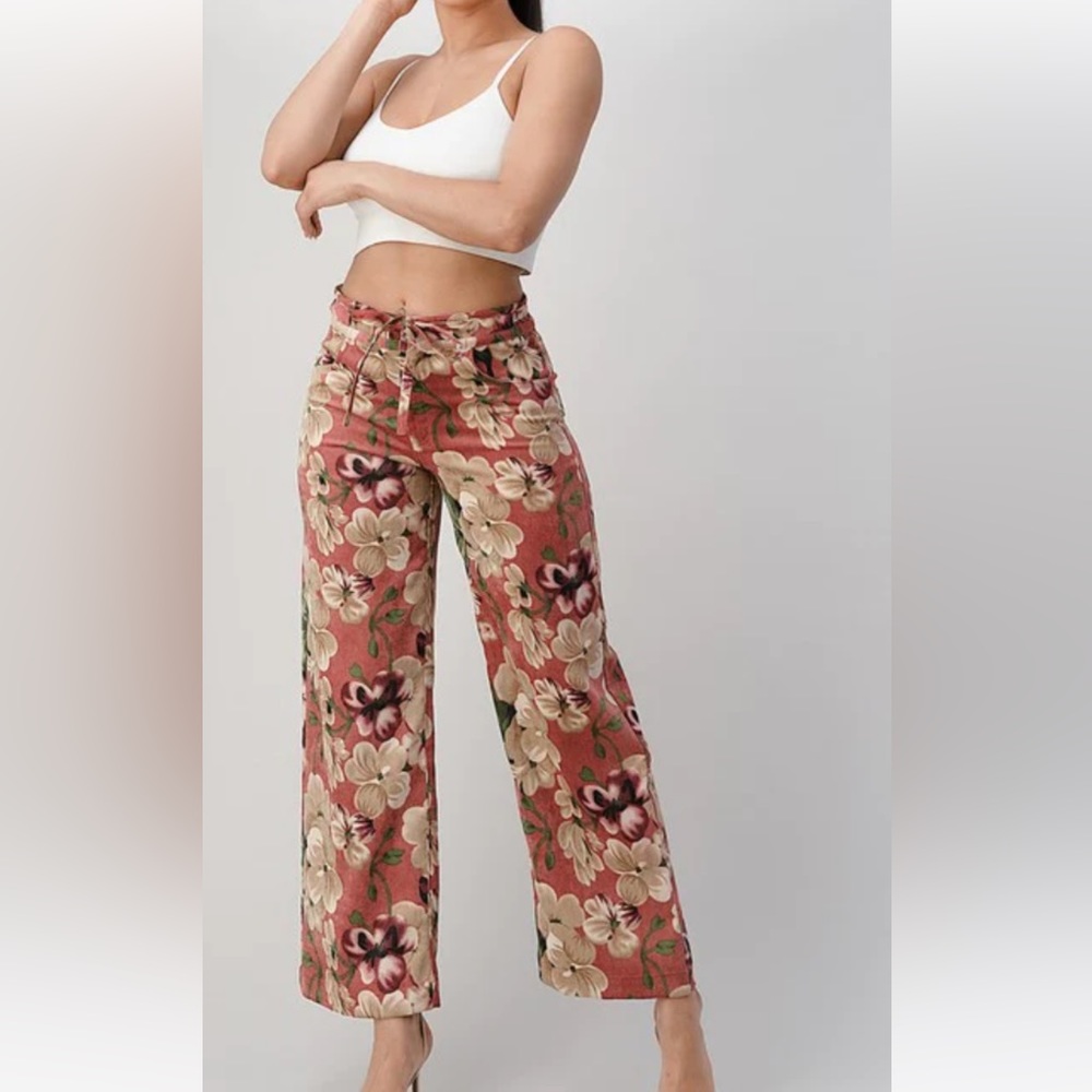 Uniq Wide Leg corduroy pant